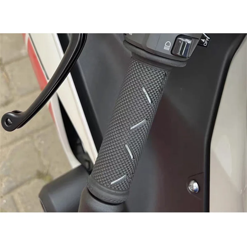 22MM Universal Motorcycle Handlebar Rubber Modification Accessories Motor Handles for Honda Suzuki Ducati Benelli